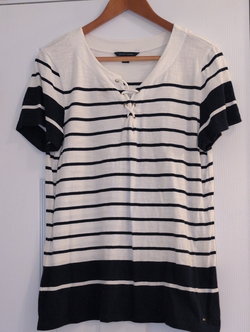 Tommy Hilfiger White and Navy Striped Lace-Up V-Neck Short Sleeve Tee